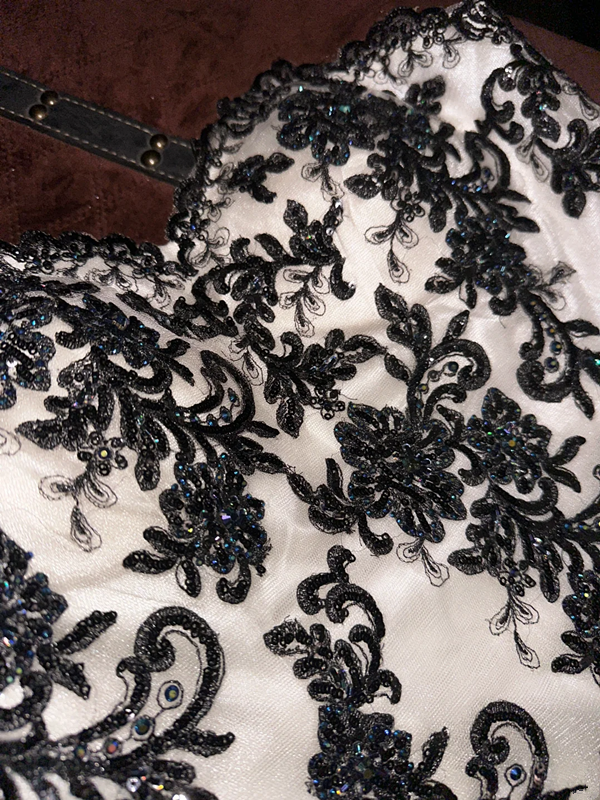 White strapless vintage floral pattern fitted long ball gown R7052