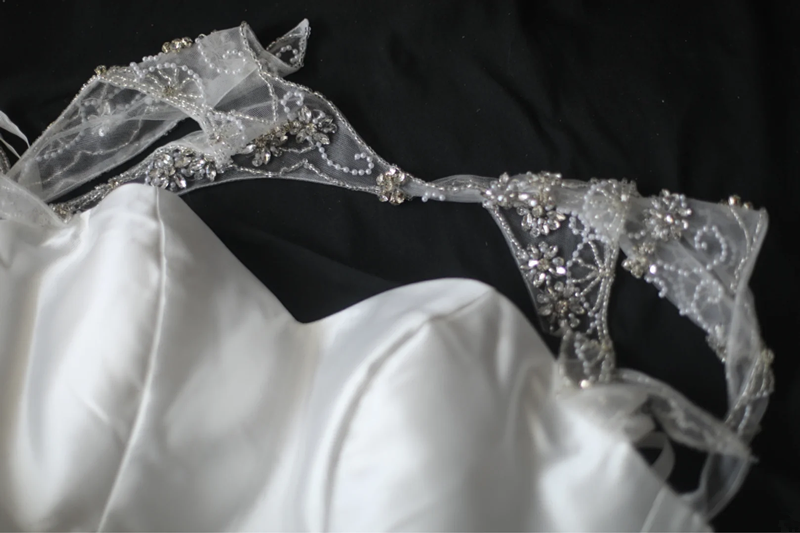 White satin fitted mermaid long ball gown/bridal dress R6772