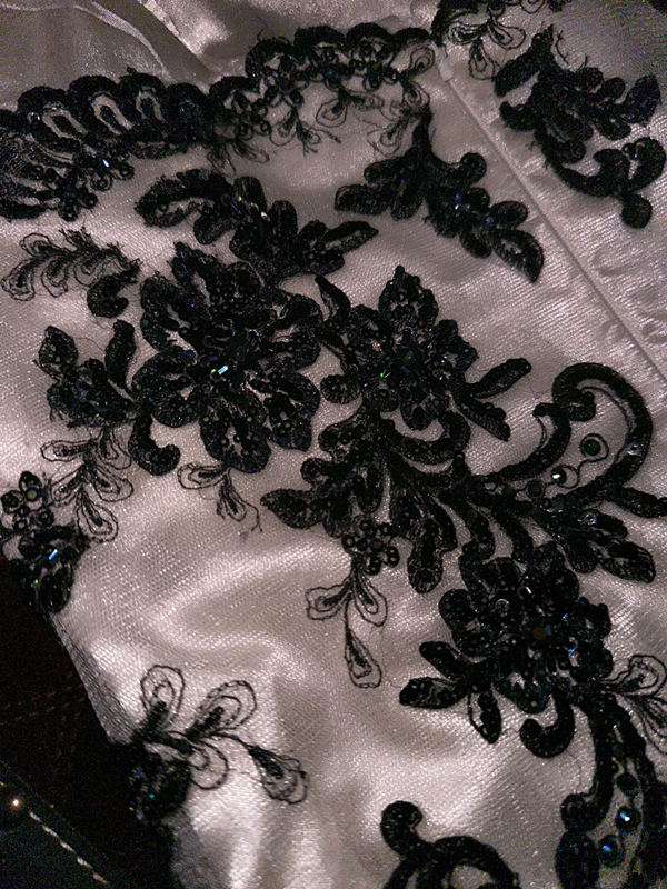 White strapless vintage floral pattern fitted long ball gown R7052