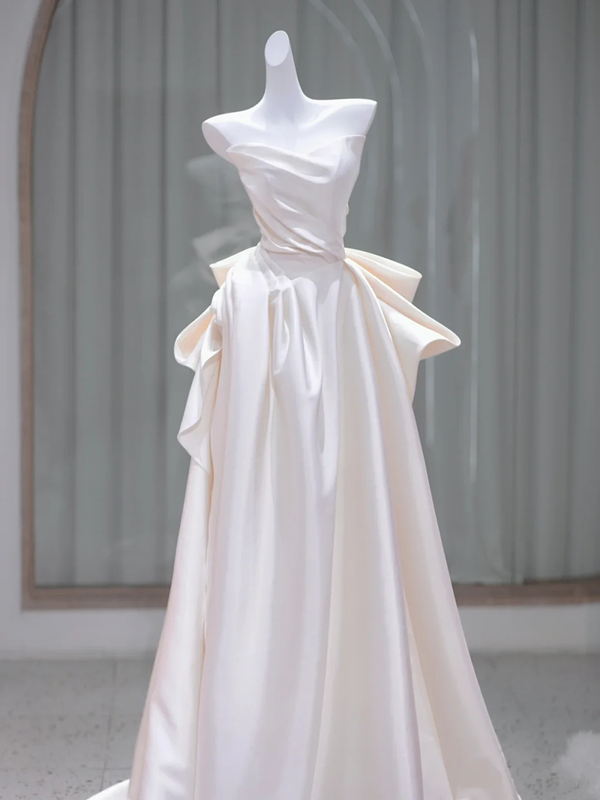 White strapless slim waist satin pleated maxi bridal gown R5855