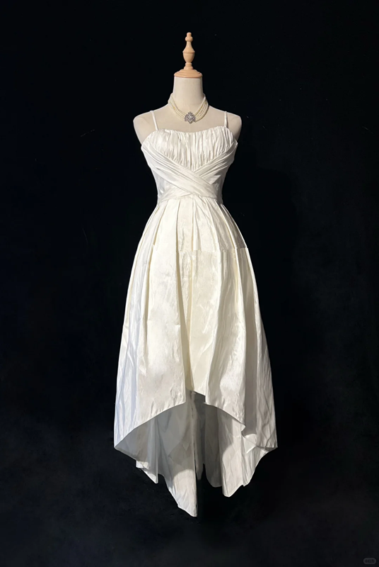 White suspenders, slim waist, irregular skirt, short skirt, homecoming dress R4920