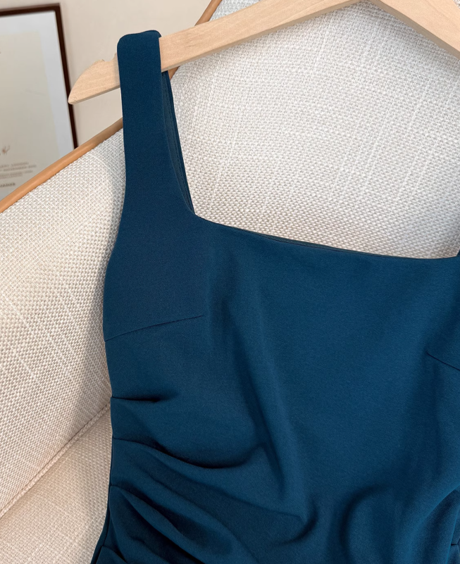 French pure desire pleated suspender dress for women new style waist slimming slit hip skirt R4030