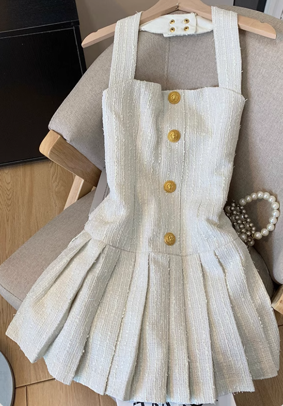 French style Chanel style halter neck dress new summer style high-end pleated skirt R3989