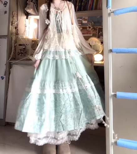 Green fake two-piece floral suspender dress gentle temperament waist A-line long skirt R0692