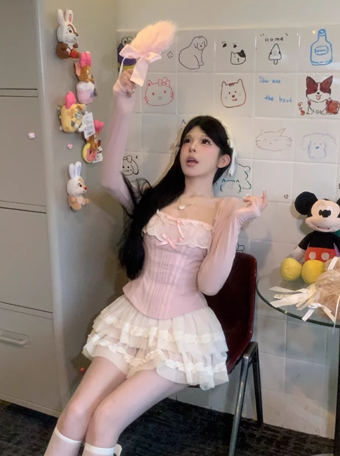 Pure desire design lace suspender top 2025 sweet and spicy a-line skirt suit R1316