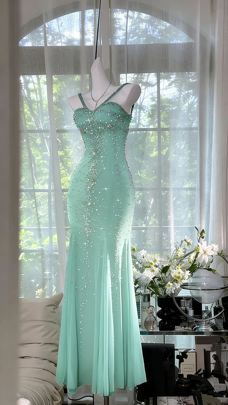 Lake blue halter-neck fitted waist bodycon long ball gown R6545