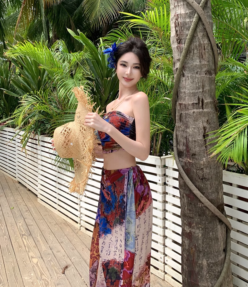 Holiday style retro print tube top vest irregular hip skirt two-piece set R0894