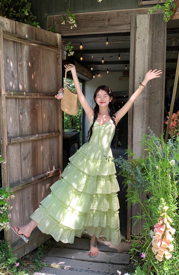 Green v-neck ruffled waist Tencel suspender dress women's summer French forest style skirt R4617