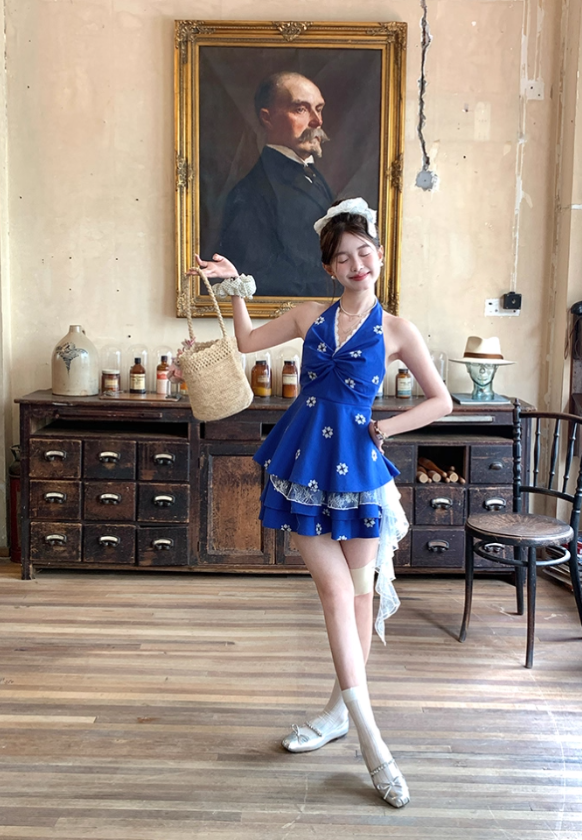 Short V-neck halter neck embroidered top high waist A-line skirt suit for women summer R4868