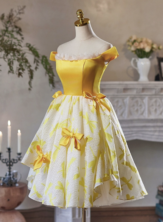 Vibrant Bright Yellow Homecoming Dress ,A-Line Bateau Bow-knot Corset Short Prom Dress RS811