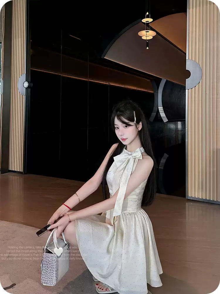 Sleeveless halter neck fitted waist rhinestone bow dress R9083