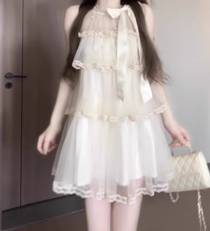 Sweet style sleeveless halter neck dress beautiful temperament puffy short skirt R0760