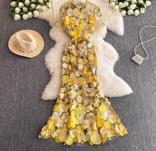 Beautiful heavy-duty three-dimensional flower embroidery embroidered seaside holiday dress with a high-end feel R0308