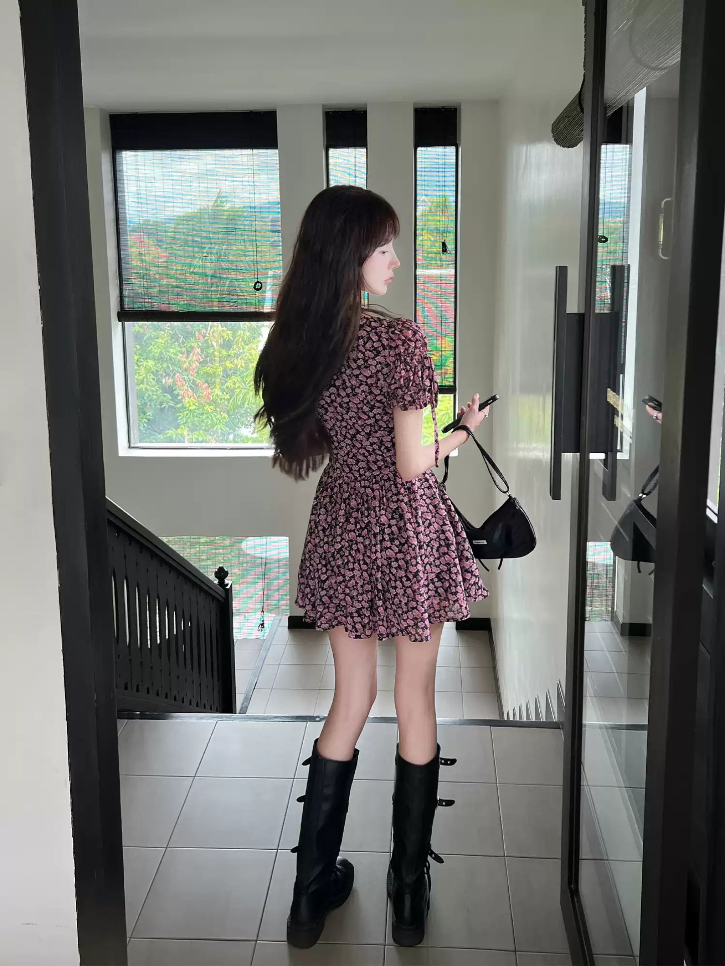 Floral print puff sleeve V-neck A-line dress R9103