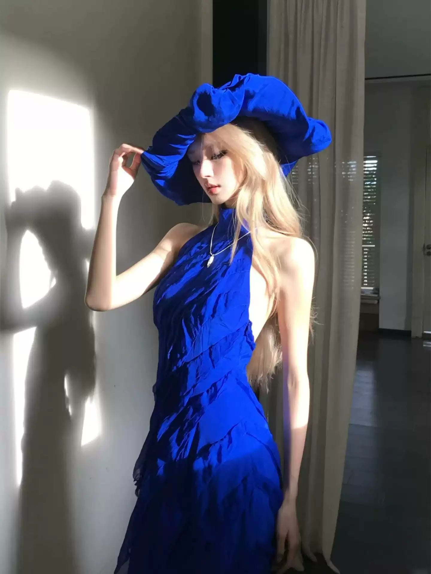 Elegant Blue Halter Backless Vacation Dress R9114