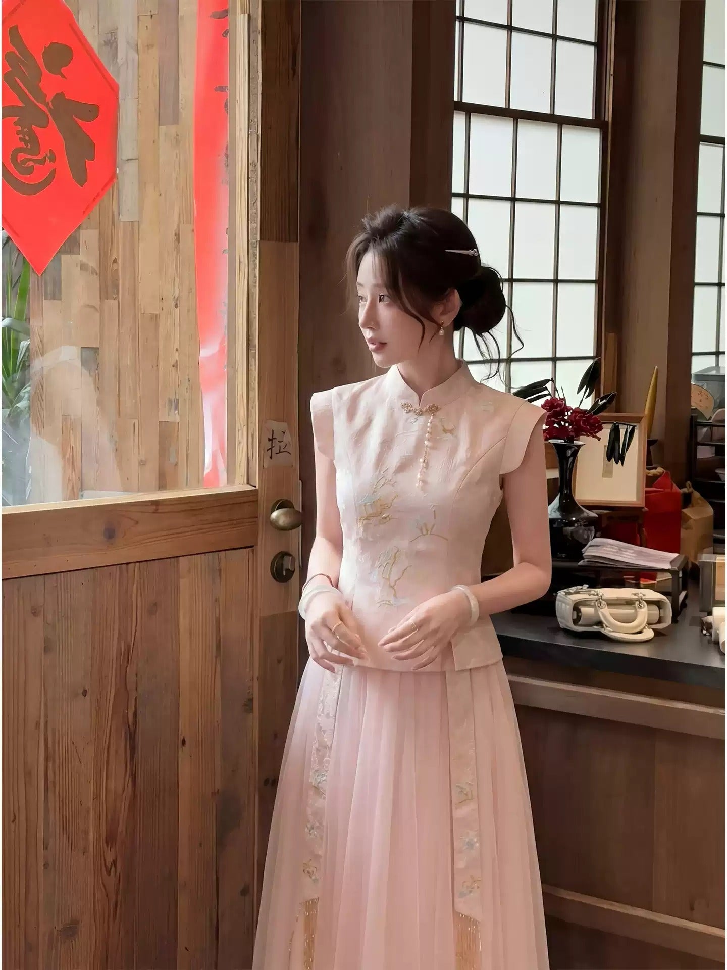 Chinese Embroidered Cheongsam Tulle Dress R9116