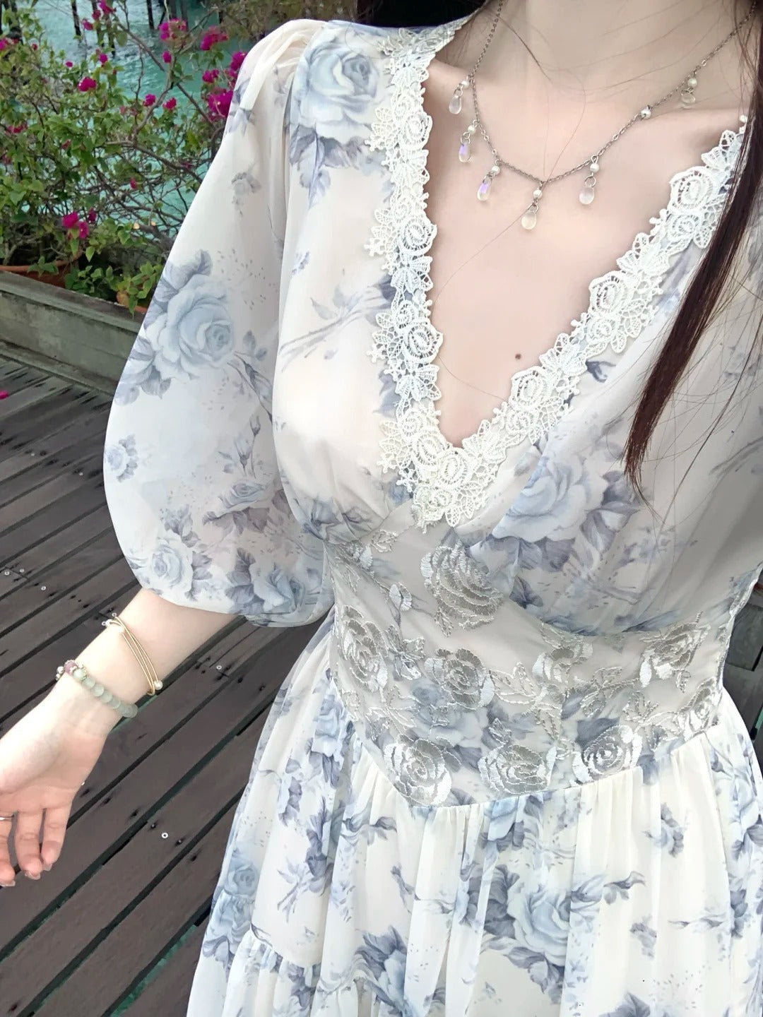 Romantic White & Blue Floral Tiered Maxi Dress R9118