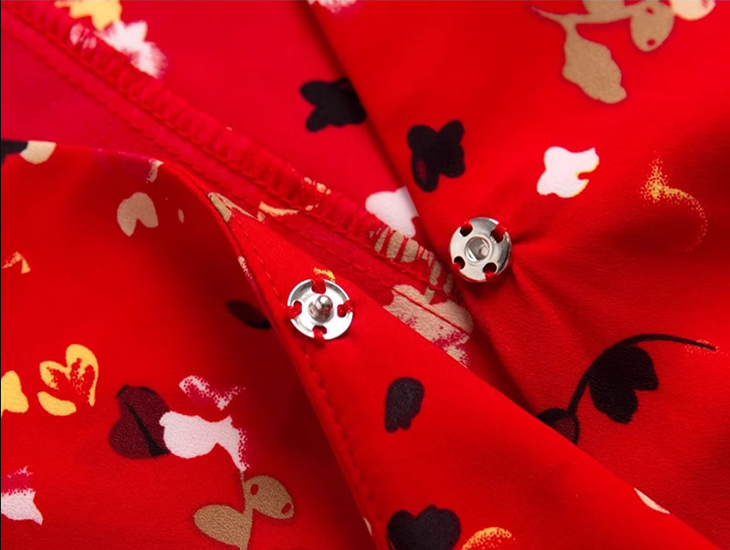 2025 Summer New Red Floral V-neck Wrap One-piece Tea Break Short Sleeve Dress R0948