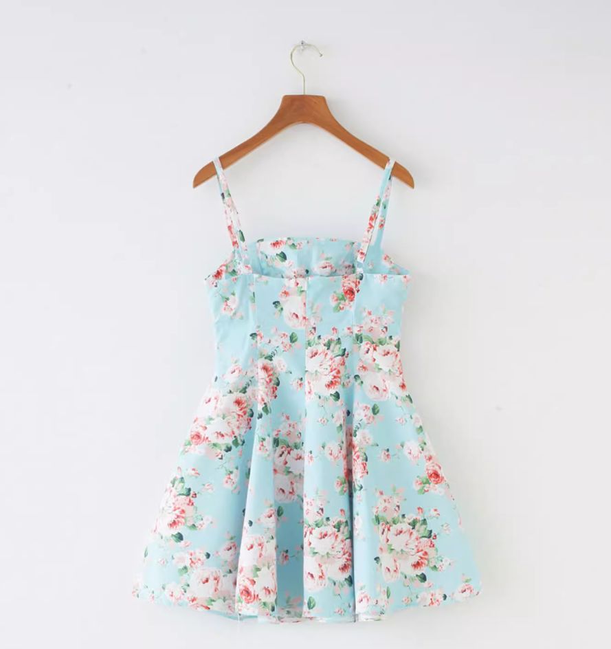 French retro sky blue floral chest cushion for slimming, waist cinching, large skirt with suspender R2873