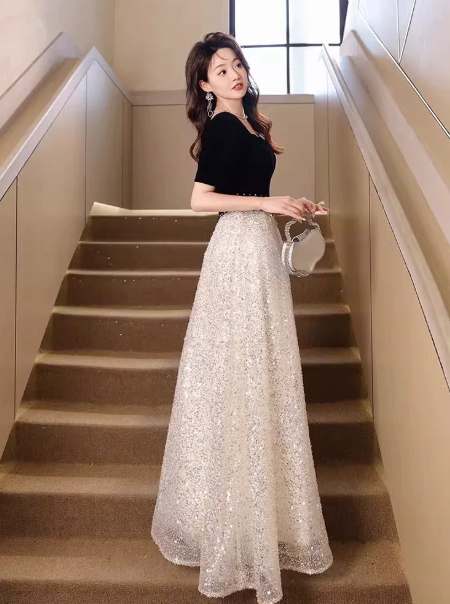 Elegant Black and White Beaded Prom Dress ,A-Line Square-neck Bodycon Maxi Evening Dress RS1114