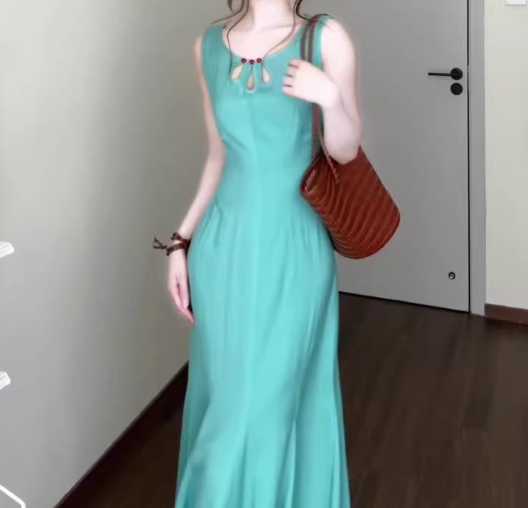 Gentle style sleeveless vest dress is super beautiful waist hip fishtail skirt R0702