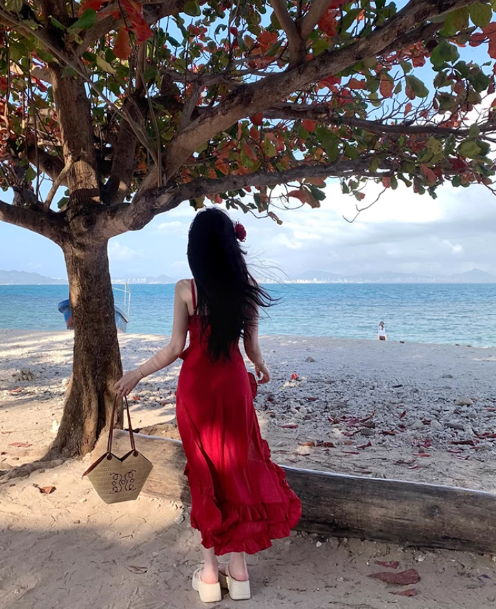 Large size French three-dimensional rose suspender dress high-end slim fit slit holiday dress R1847