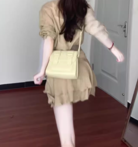 Retro gentle temperament good-looking V-neck long-sleeved shirt A-line skirt two-piece suit R0856