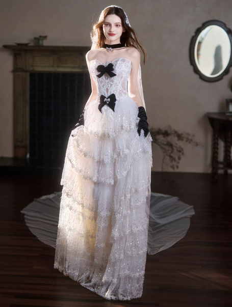 Gorgeous White A-Line Sweetheart Tulle Bow Decor Friled Corset Maxi Wedding Dress RS1123