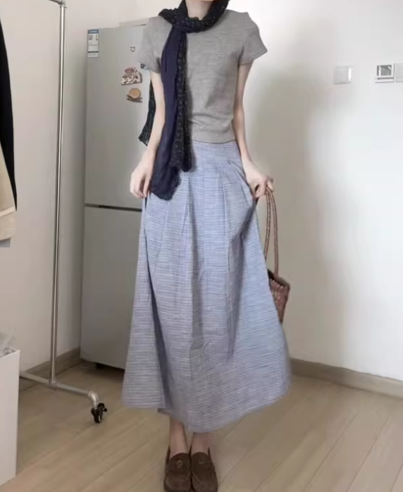 Relaxed wear suit casual gray short-sleeved T-shirt A-line skirt 2025 R0829