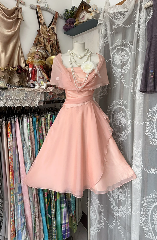 Pink halter-neck mini dress with a retro shawl design, a ball gown R6255