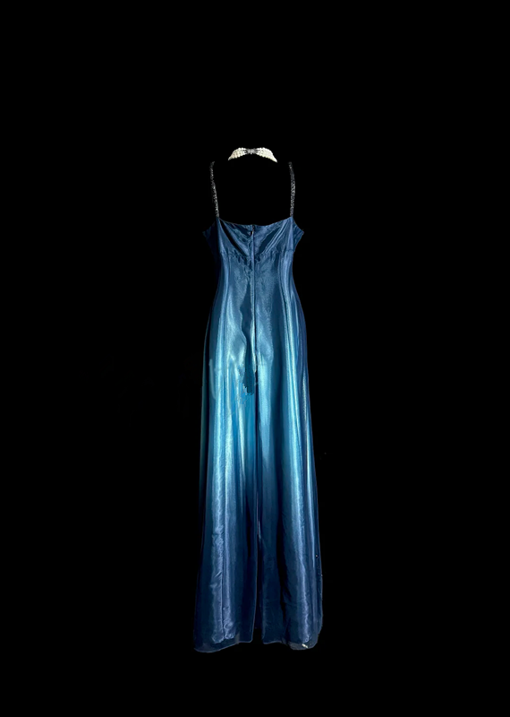 Gradient blue halter-neck beaded fitted long ball gown R6654