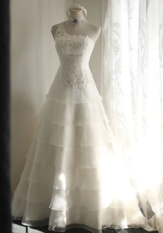 White strapless fitted waist slim-fitting cake skirt long ball gown/bridal dress R6773