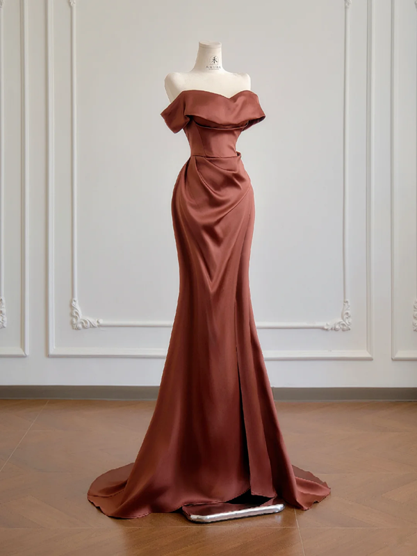 Reddish-brown off-shoulder fitted waist slimming hip-hugging sexy long ball gown R8168