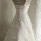 White strapless fitted waist slim-fitting cake skirt long ball gown/bridal dress R6773