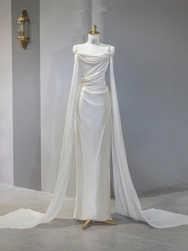 White strapless, fitted, sexy long ball gown/bridal dress R9040