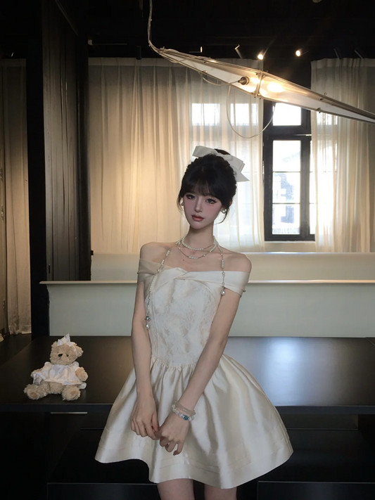 Champagne color one-shoulder slim waist A-line short skirt homecoming dress R5082