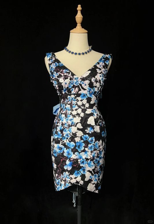 Black background blue print series V-neck waist slim hip skirt homecoming dress R4962