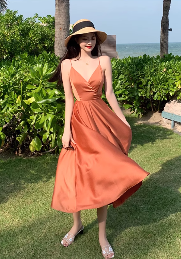 Wearing a celebrity suspender backless dress, slim fairy dress, holiday beach dress R1574