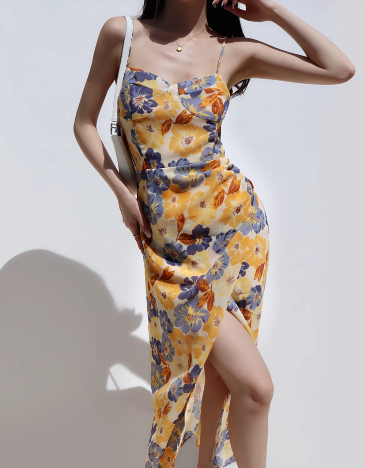 French retro slim fit dress with side slit and waist cinching for slimming effect, long suspender dress R2867