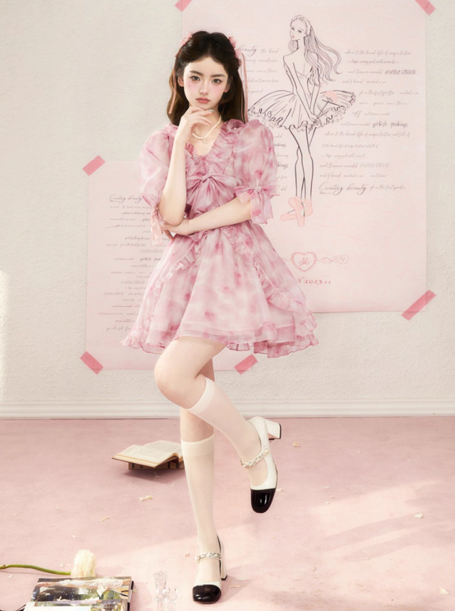 High-quality texture of the skirt, fairy-like ruffled dress with whitening effect R4985