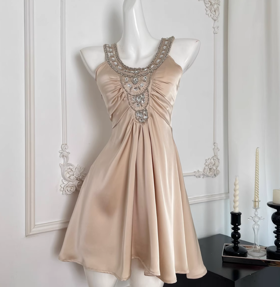 Vintage lady-like satin sleeveless dress with heavy beading R2097