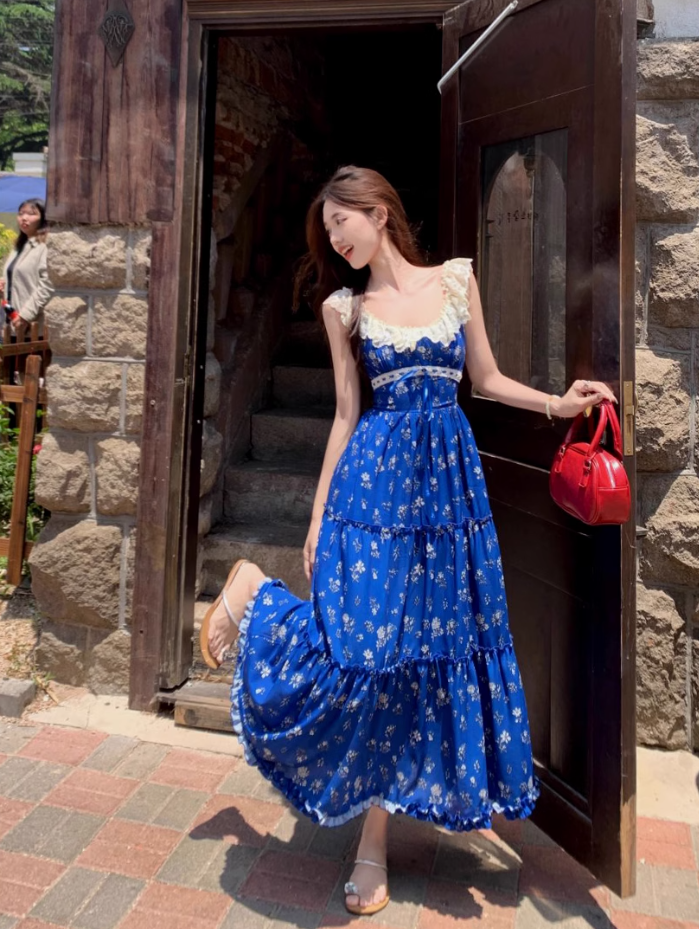Lace stitching U-neck floral long dress French romantic holiday Klein blue suspender dress R1727