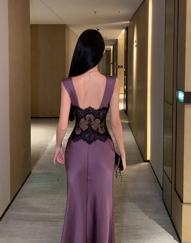 Sexy satin lace deep V-neck dress French sexy evening dress high-end R1619