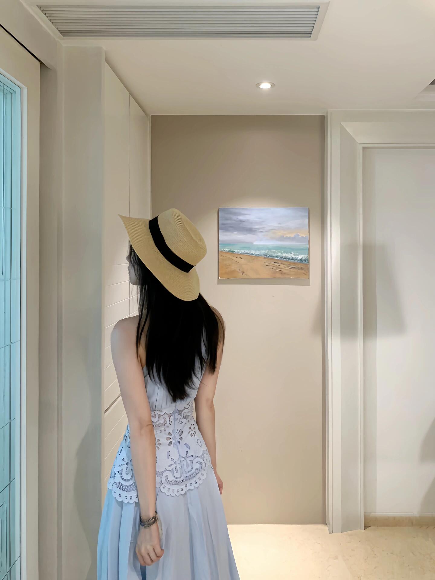 Holiday style blue lace halter neck dress gentle temperament waist A-line long skirt R0883