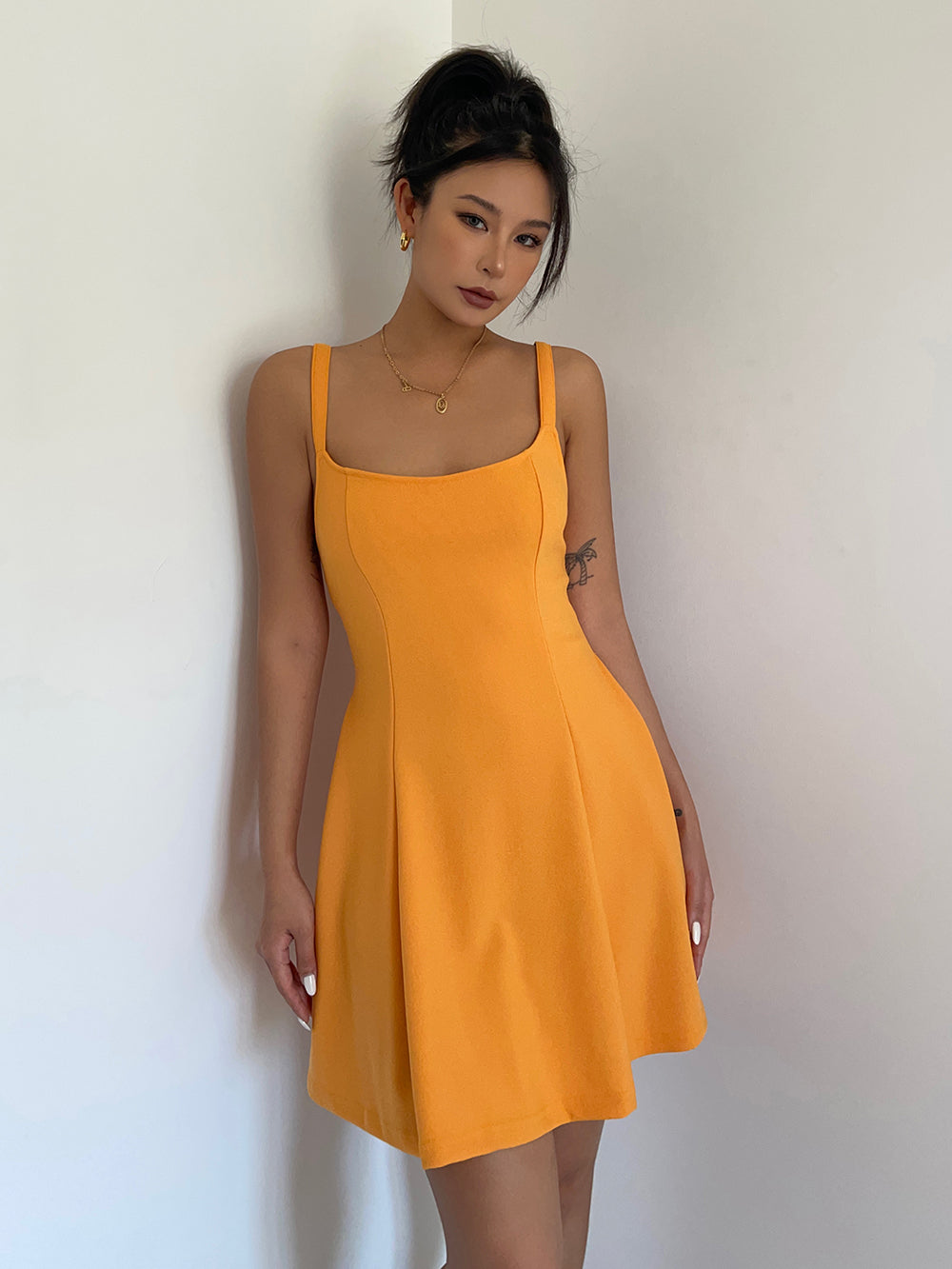 High-grade simple backless suspender dress for women summer lace-up short skirt R3044