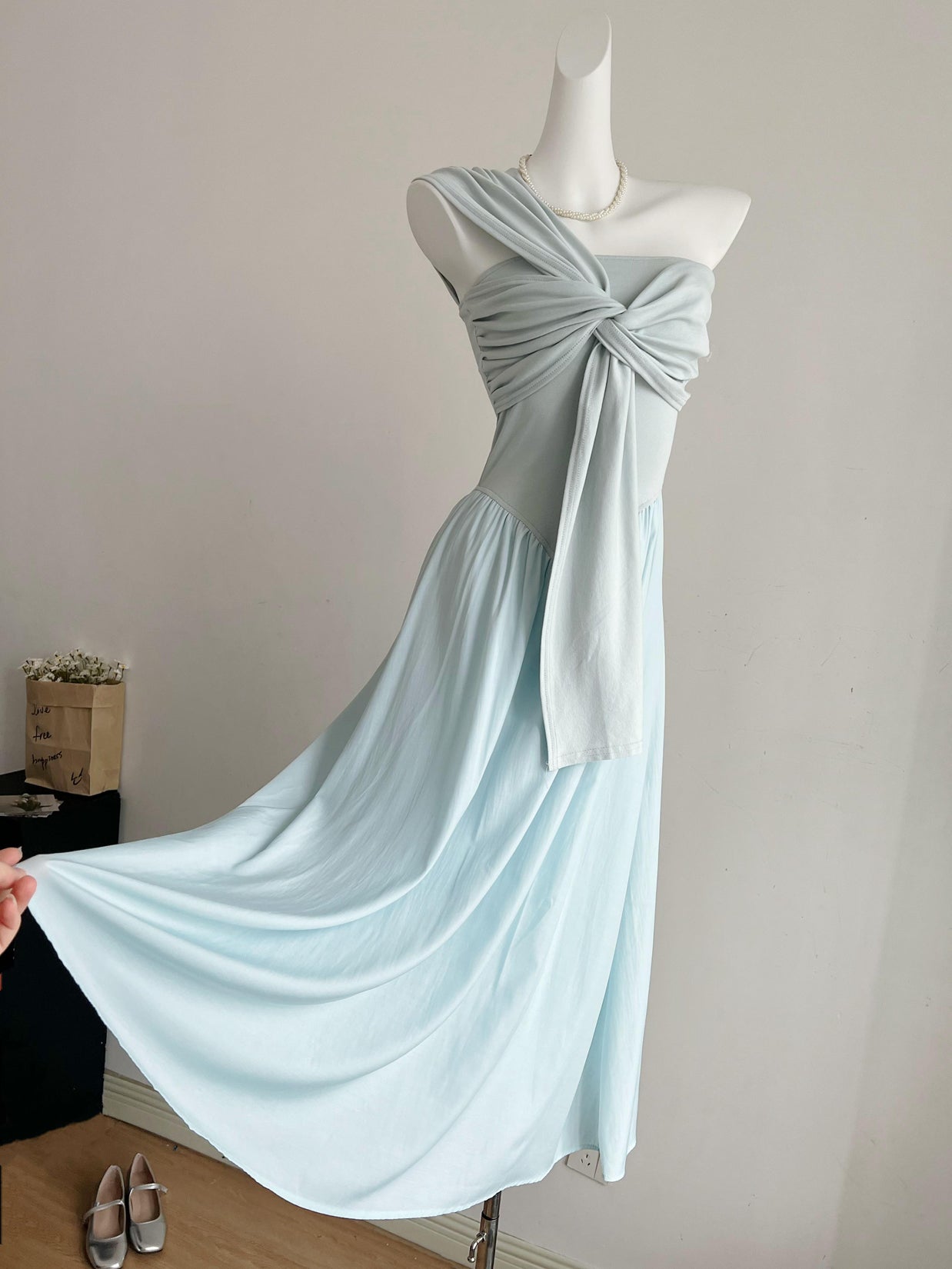 Slimming waist sleeveless hollow pure off-shoulder casual long knitted dress R2039