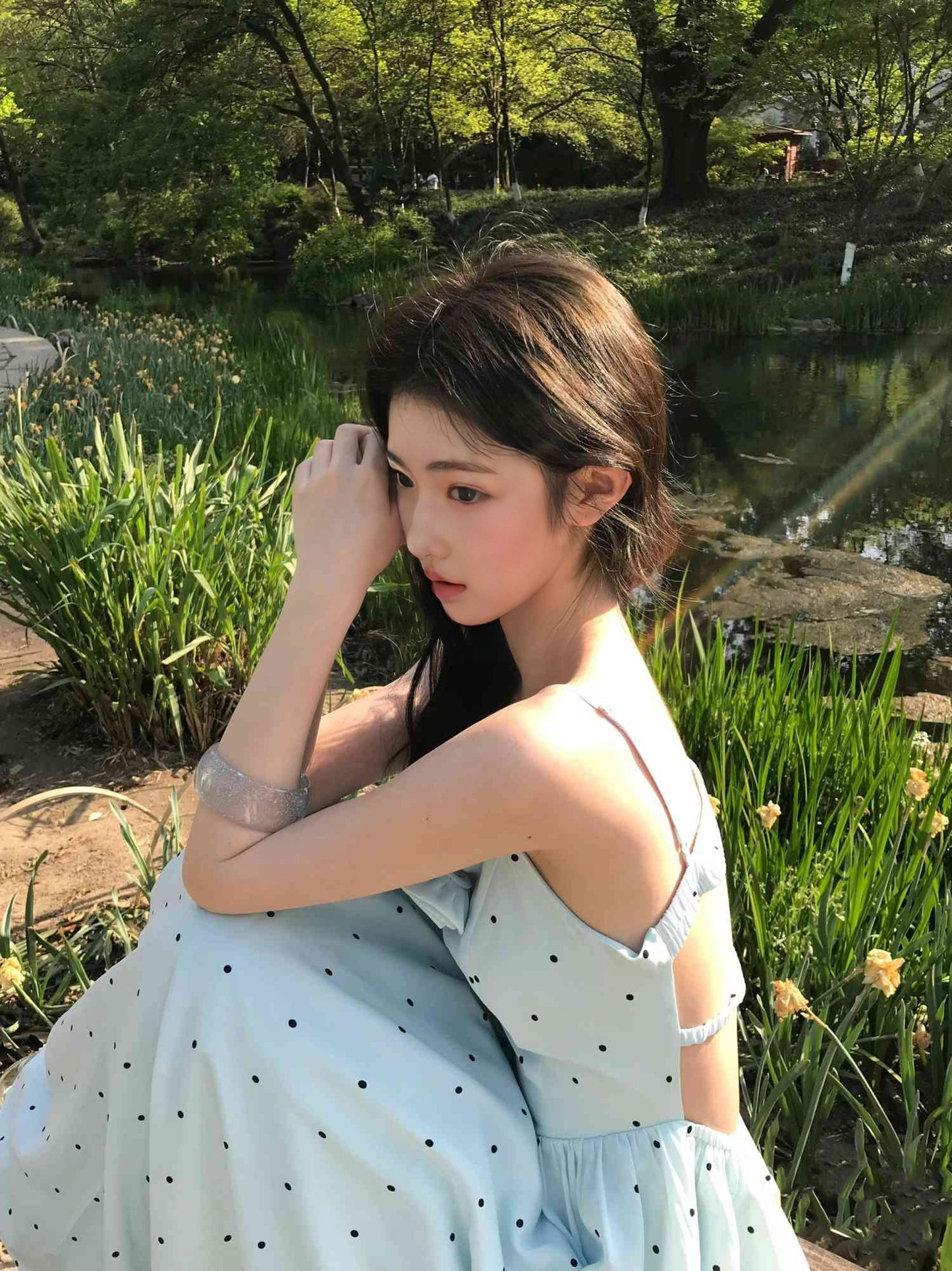 Gentle temperament blue polka dot suspender dress beautiful waist A-line long skirt R0714