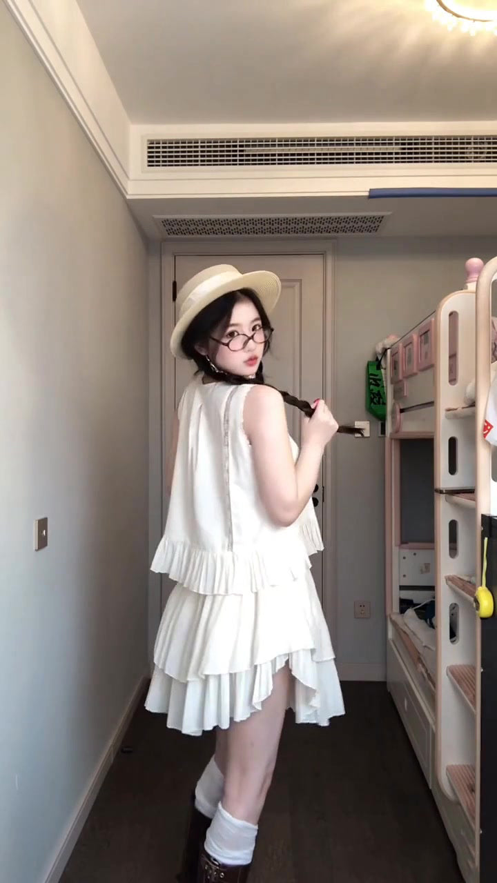 Travel wear beautiful sleeveless vest irregular short skirt two-piece suit female 2025 R0838