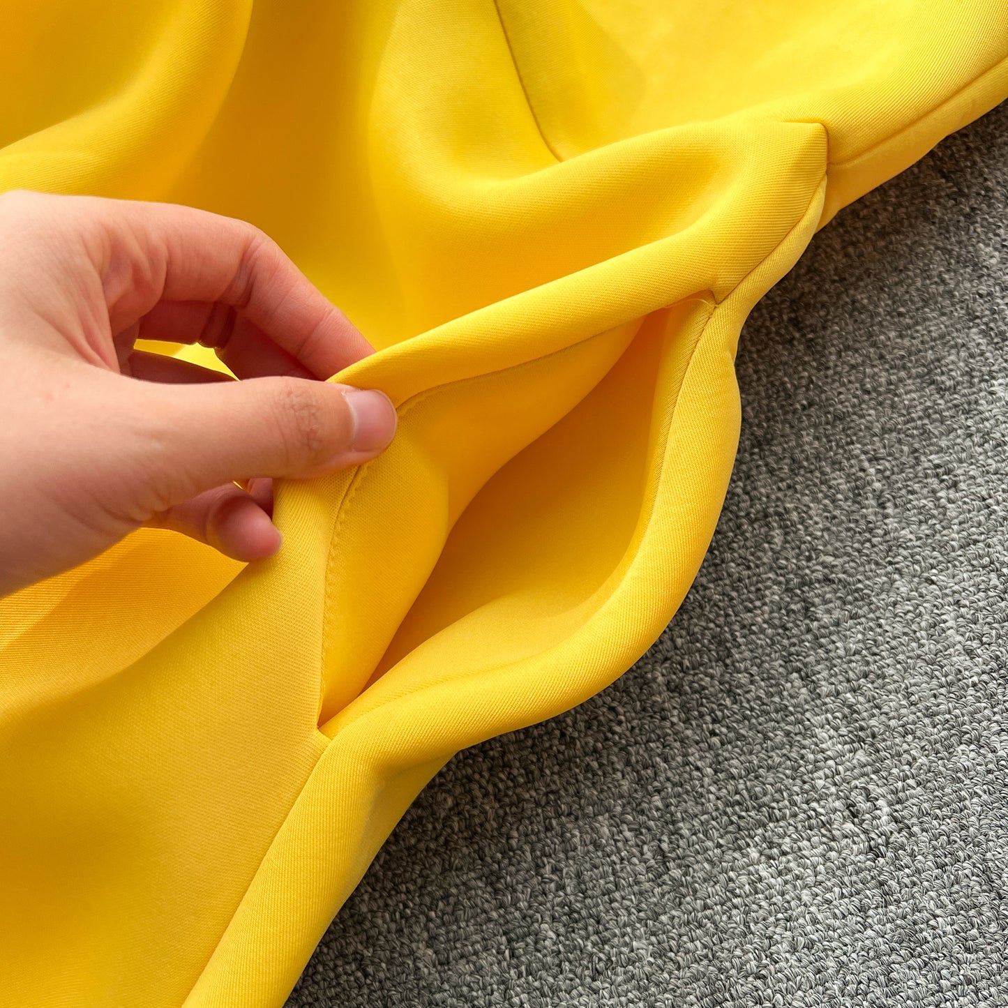 European and American high-end party dress bow tie lantern long sleeve waist big swing dress R2351