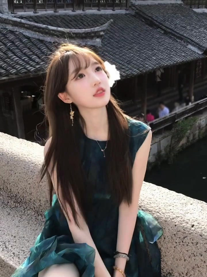 Retro green sleeveless vest dress gentle and sweet style waist A-line short skirt R0706